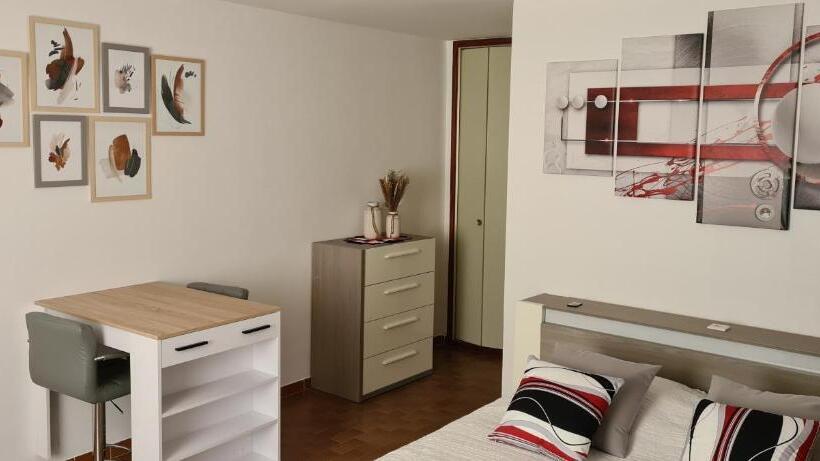 ホテル Auberge De Baudinard Sur Verdon