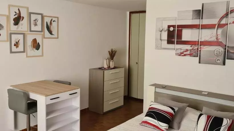 ホテル Auberge De Baudinard Sur Verdon