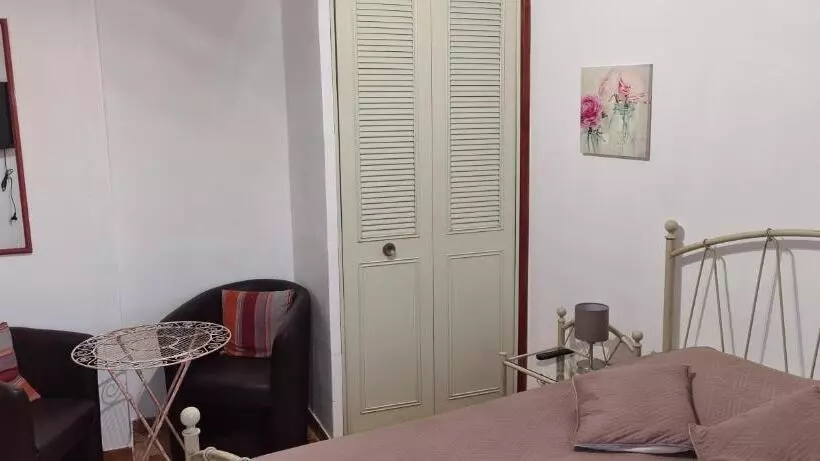 ホテル Auberge De Baudinard Sur Verdon