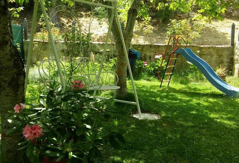 بنسيون Casa Rural Fuentetrigo