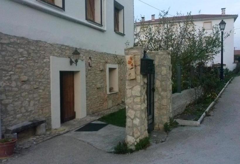 بنسيون Casa Rural Fuentetrigo