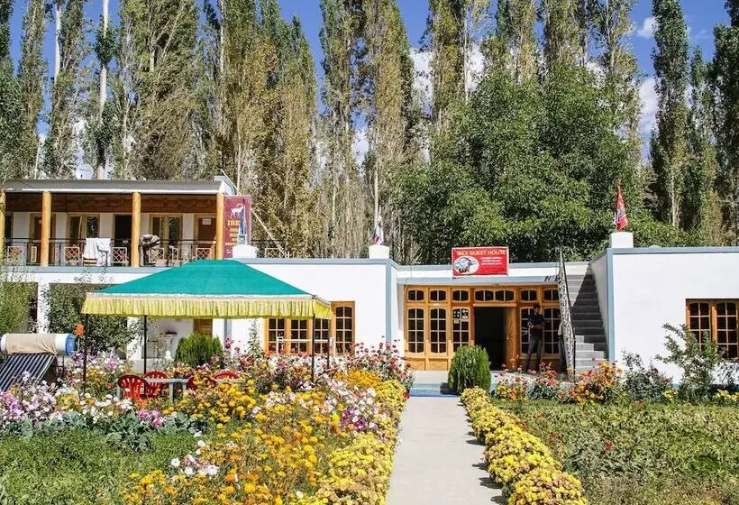 Majatalo Ibex Guest House