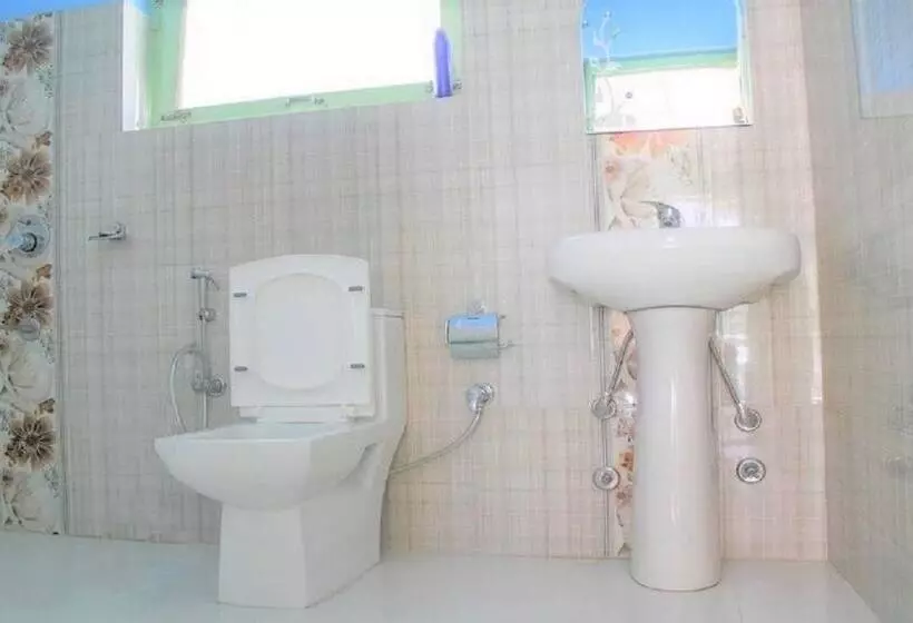 Majatalo Ibex Guest House