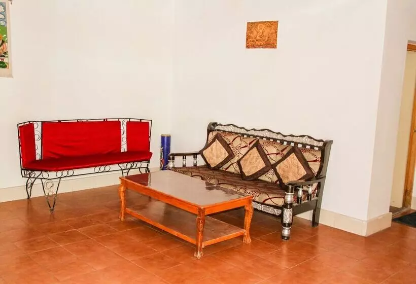 Majatalo Ibex Guest House