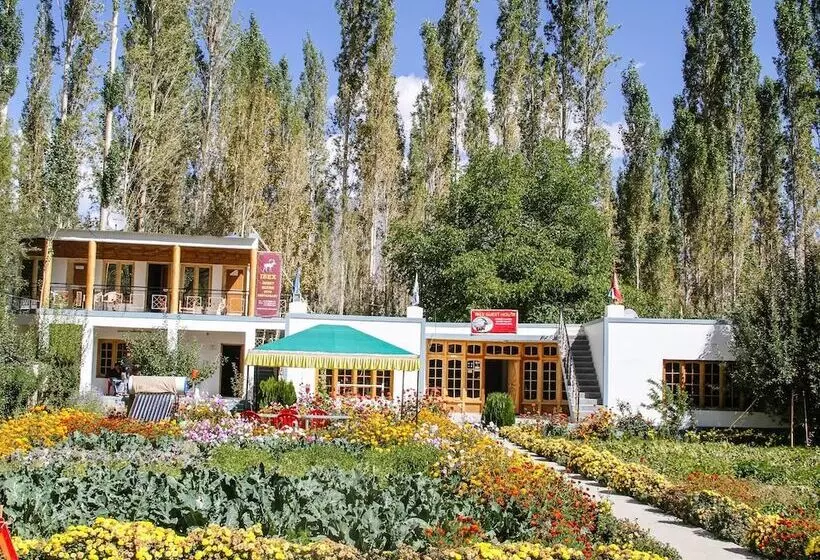 Majatalo Ibex Guest House