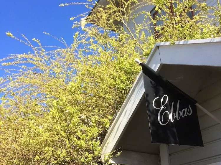 Ebbas I Borgholm Stf Vandrarhem