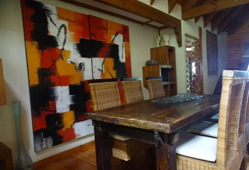 Gecko Villa