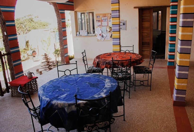 پانسیون Ker Lep Jamm   Chez Moussa Et Cinzia