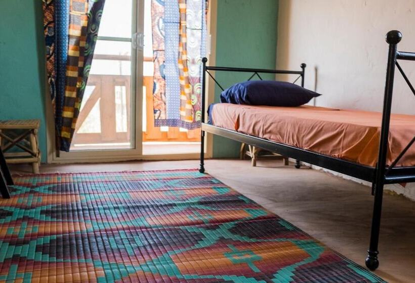 پانسیون Ker Lep Jamm   Chez Moussa Et Cinzia