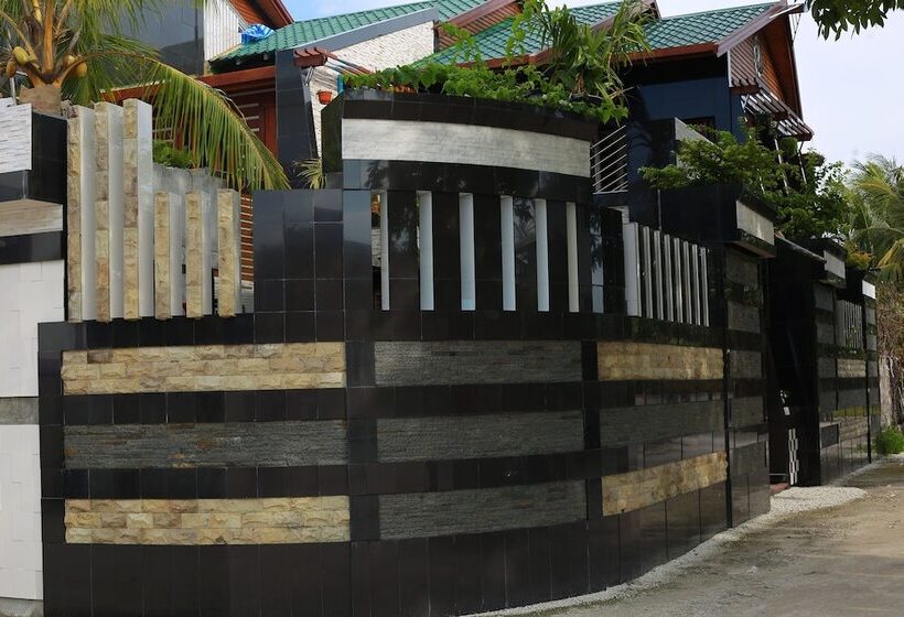 پانسیون Millennium Island Residence