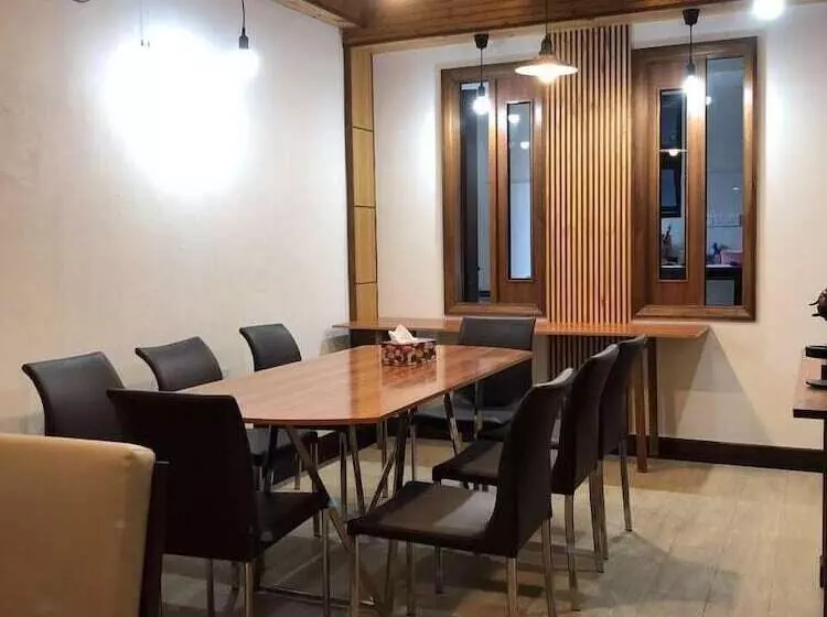 پانسیون Millennium Island Residence