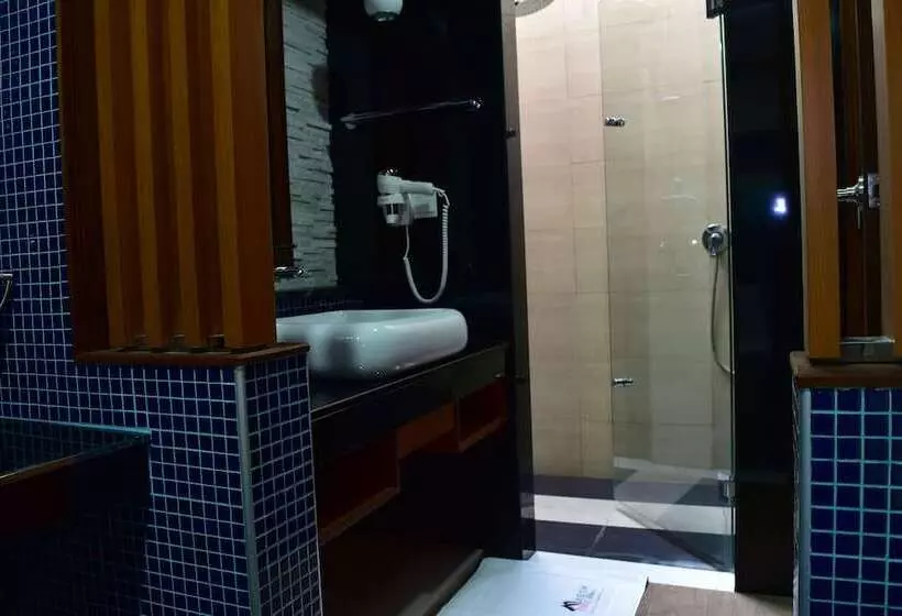 پانسیون Millennium Island Residence