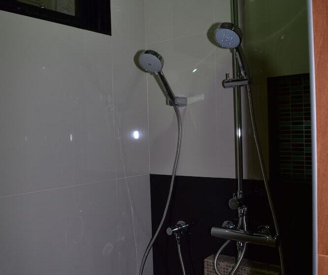 پانسیون Millennium Island Residence