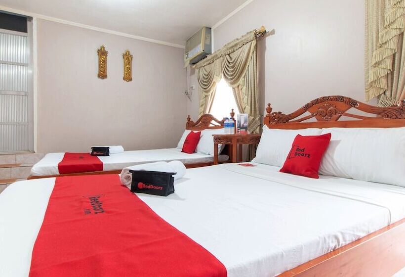 ペンション Reddoorz Near Laoag Capitol