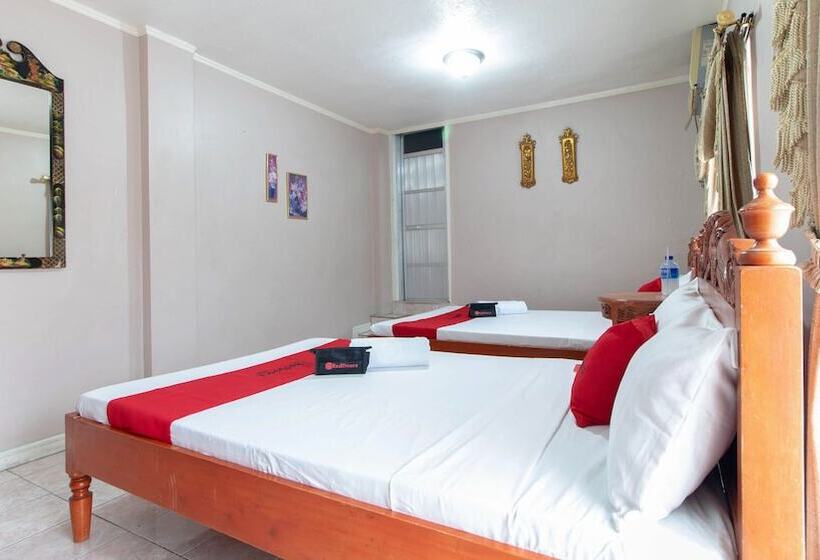 ペンション Reddoorz Near Laoag Capitol