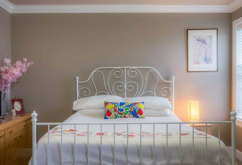 بنسيون Vancouver Yuelai Guesthouse