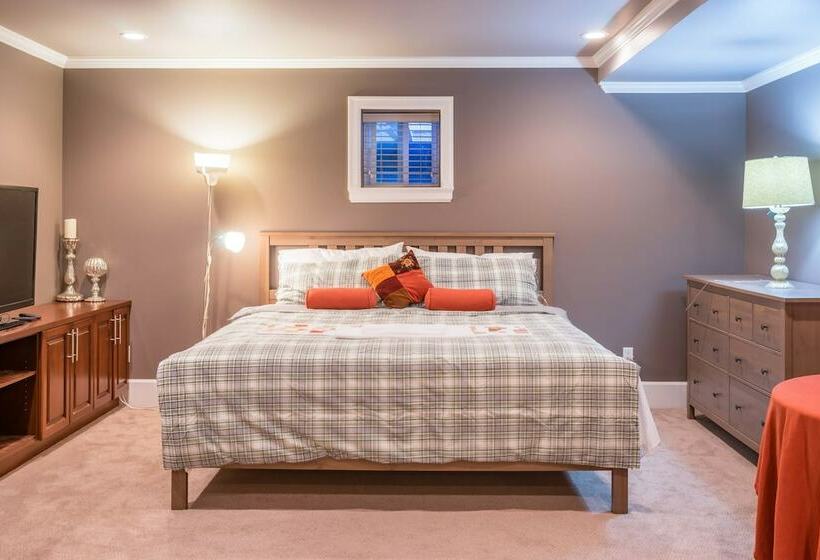 بنسيون Vancouver Yuelai Guesthouse