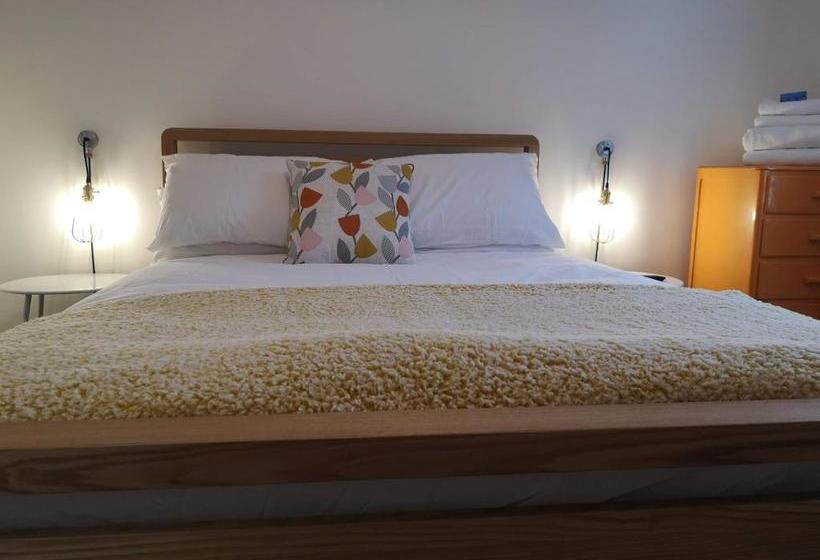 Coastal Escape Sandgate