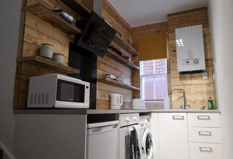 Coastal Escape Sandgate