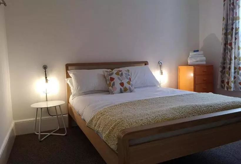 Coastal Escape Sandgate
