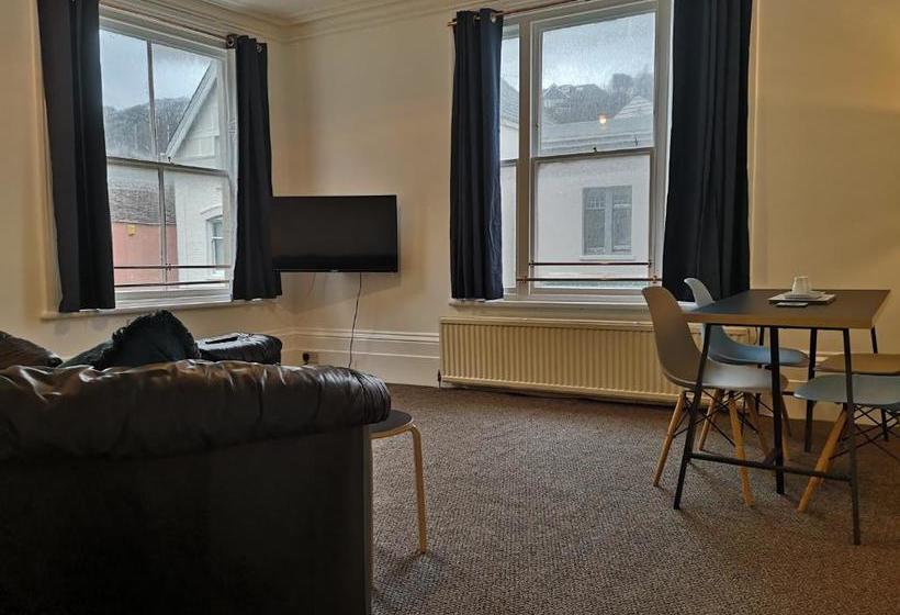 Coastal Escape Sandgate