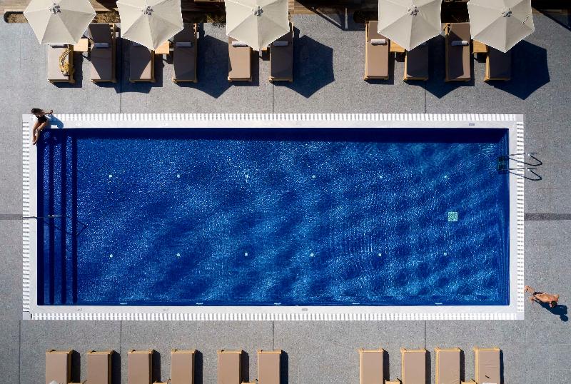 Hotel Sea Breeze Santorini Beach Resort, Curio Collection Hilton