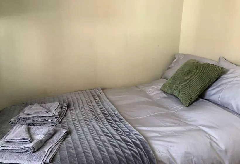 Lovely 1 Bed Apartment