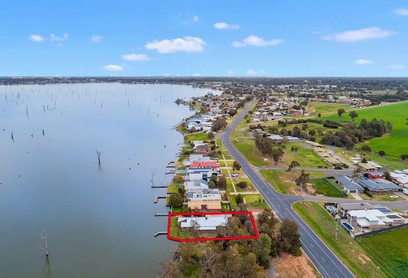 Mulwala Lakeside Waterfront