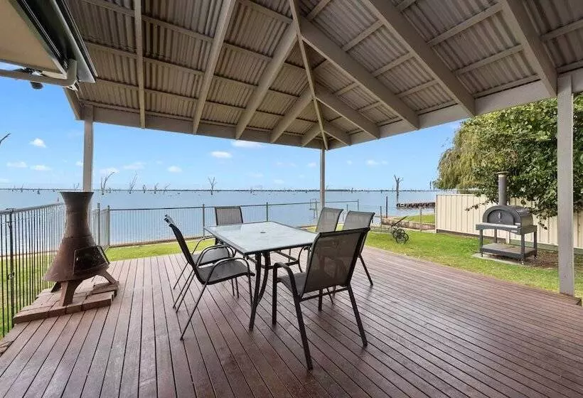 Mulwala Lakeside Waterfront
