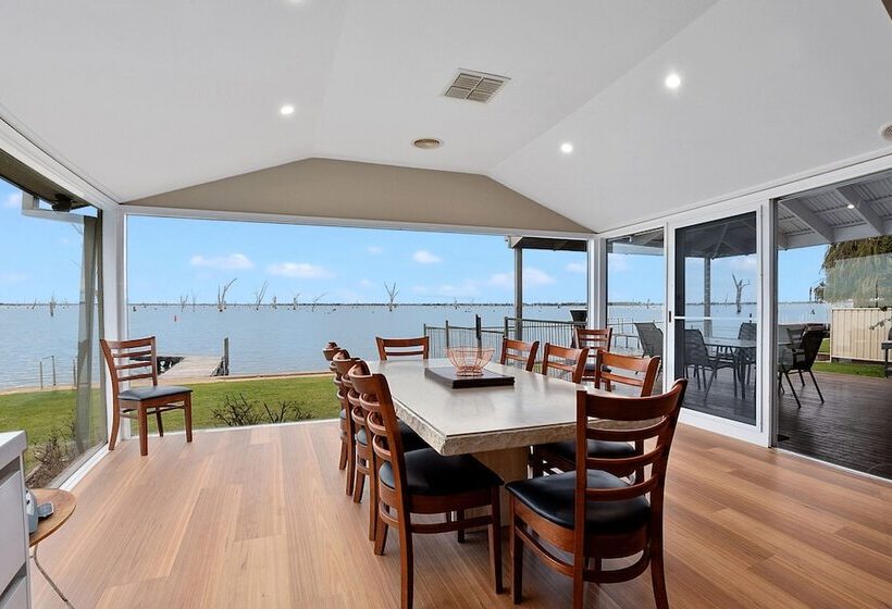 Mulwala Lakeside Waterfront