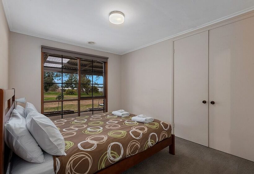 Mulwala Lakeside Waterfront