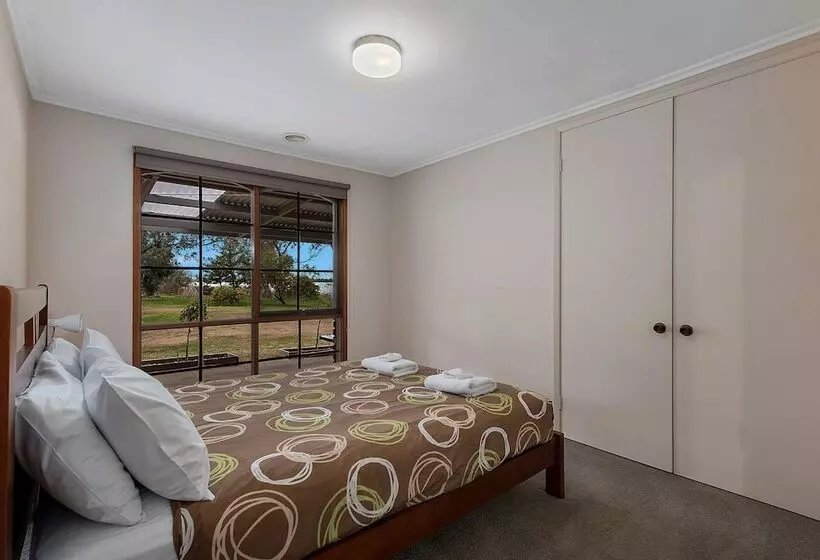 Mulwala Lakeside Waterfront