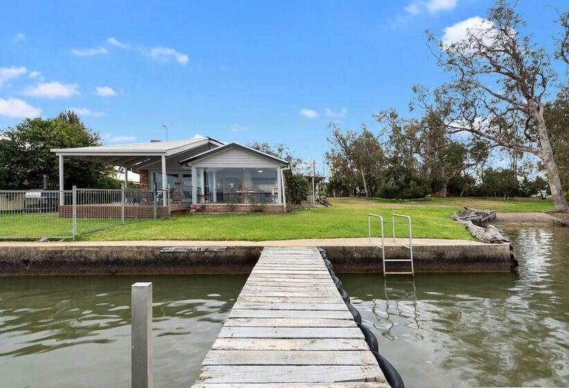 Mulwala Lakeside Waterfront