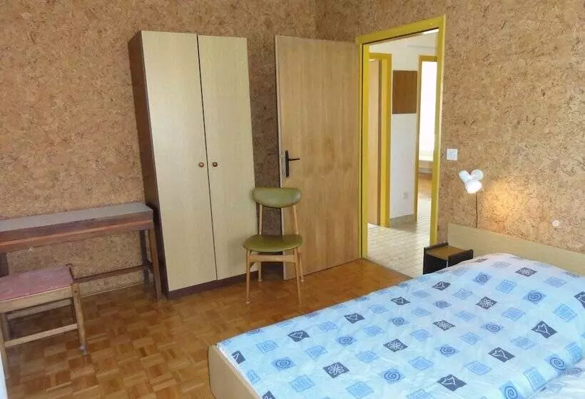 Nice And Cozy Apartment Ferry In Medulin