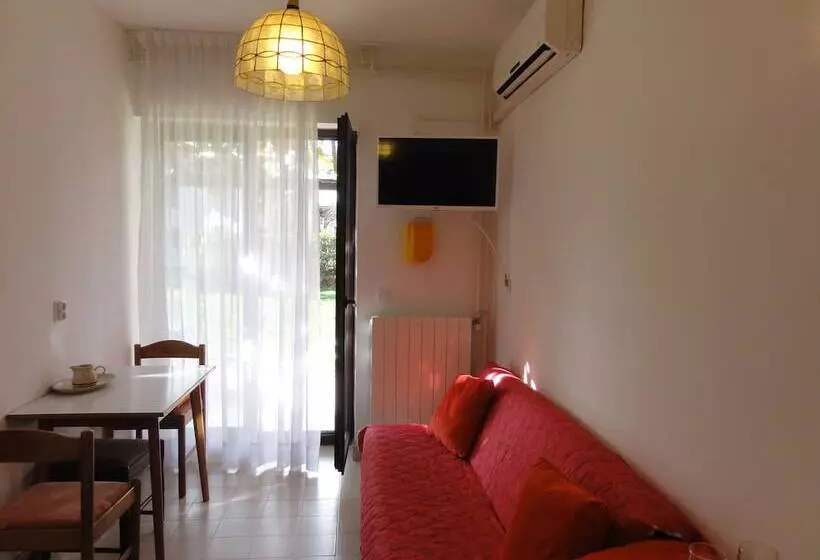 Nice And Cozy Apartment Ferry In Medulin