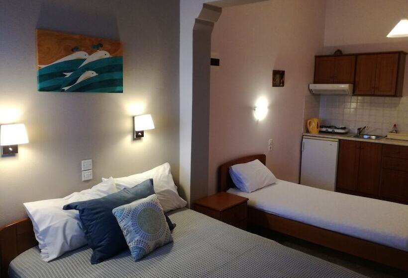 پانسیون Maria Studios