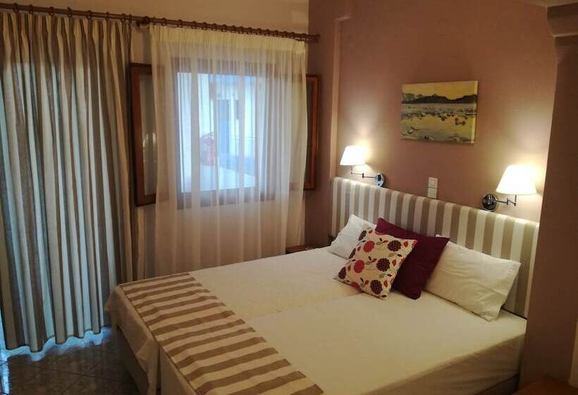 پانسیون Maria Studios