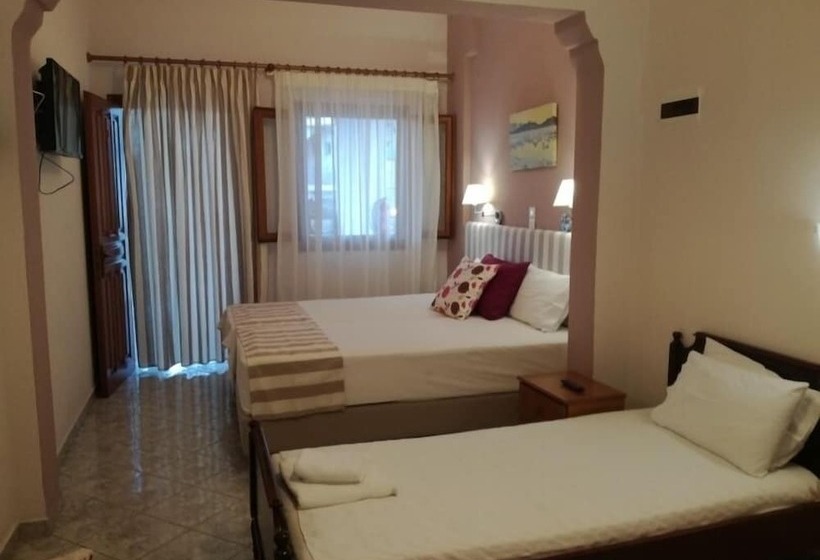 پانسیون Maria Studios