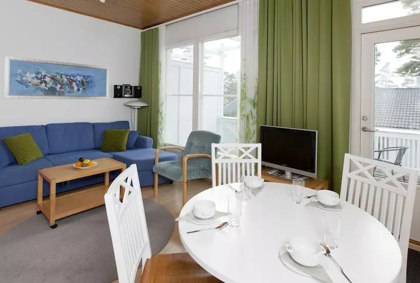 Lomakeskus Holiday Club Airisto Apartments