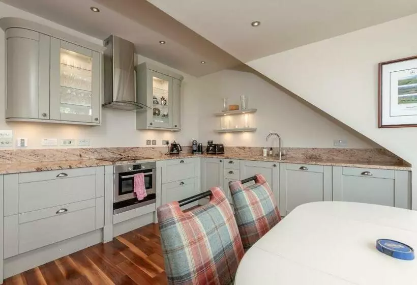 Spectacular Penthouse , 100 Yds To Old Course , Balcony