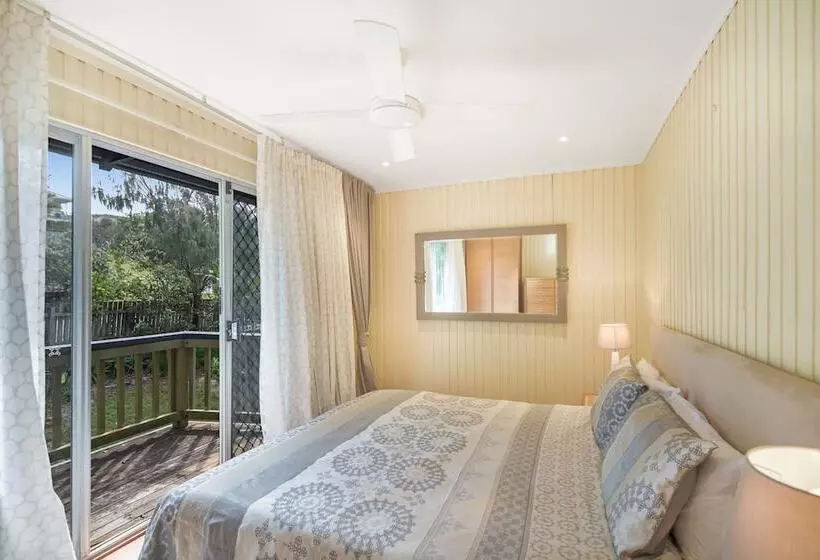 Summer Place   24 Shearwater Street