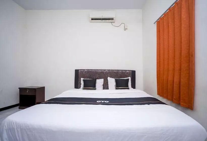 ホテル Oyo 2695 D Es Guest House