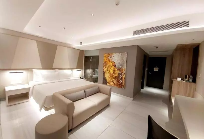 Nuanza Hotel & Convention Cikarang