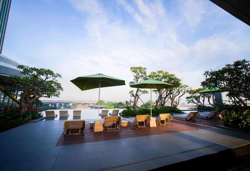 Nuanza Hotel & Convention Cikarang