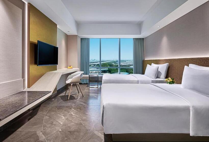 Nuanza Hotel & Convention Cikarang