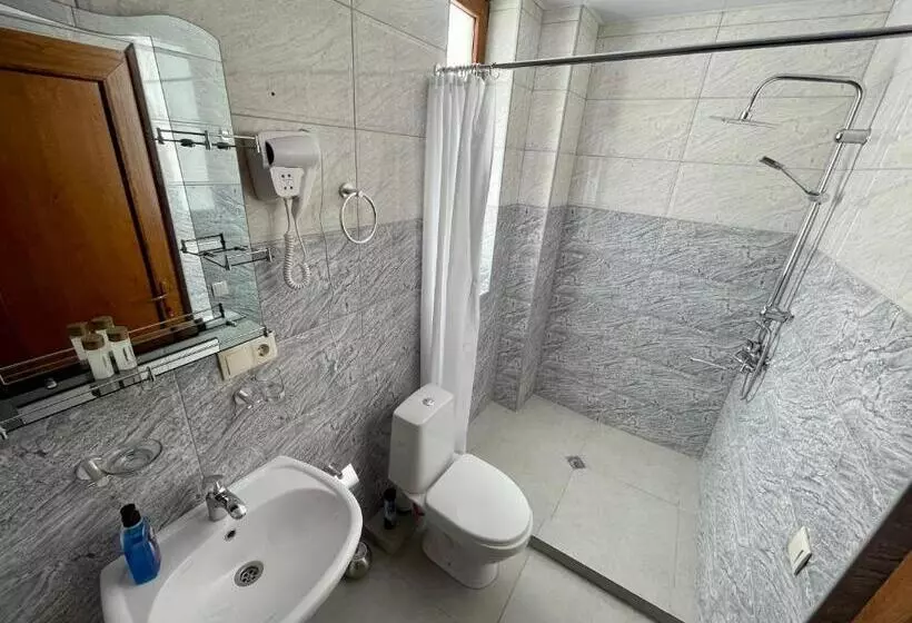 Majatalo Gudauri Hillsite