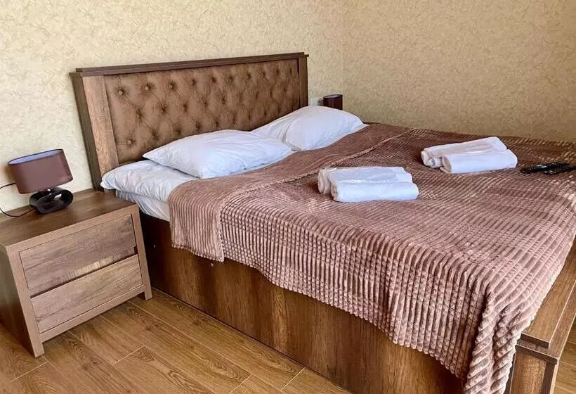 Majatalo Gudauri Hillsite