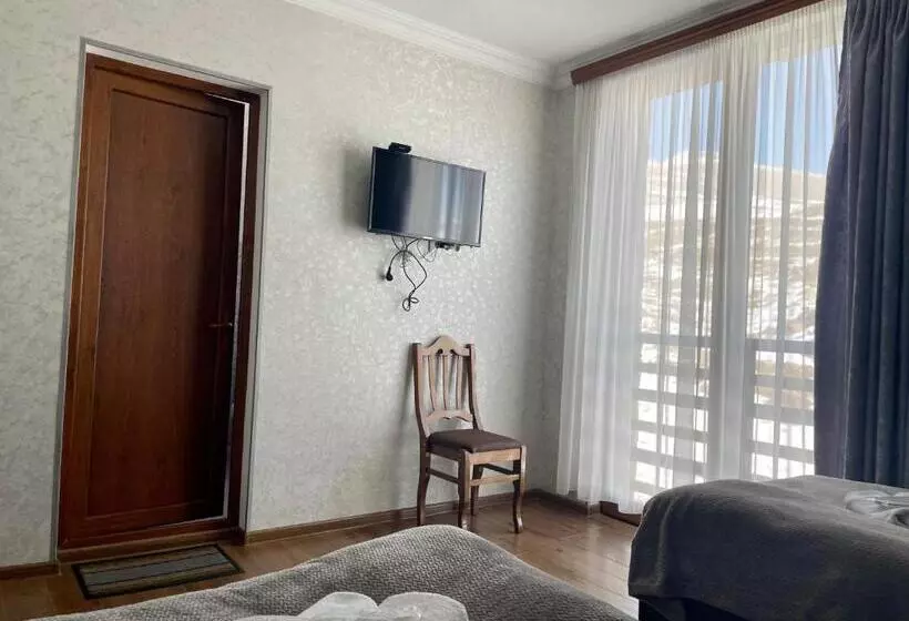 Majatalo Gudauri Hillsite