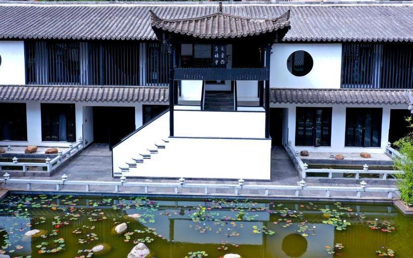 Xijian Hotel   Kunming Dongfeng East Road Dashuying Metro Station