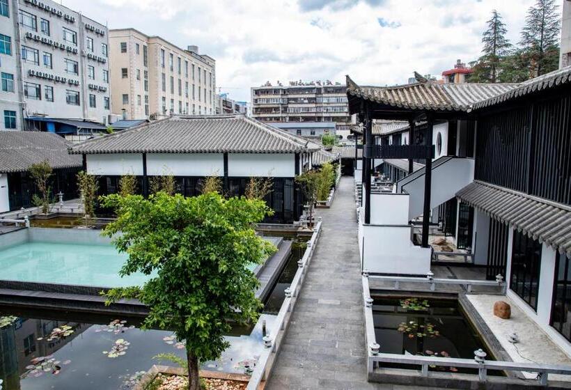 Xijian Hotel   Kunming Dongfeng East Road Dashuying Metro Station